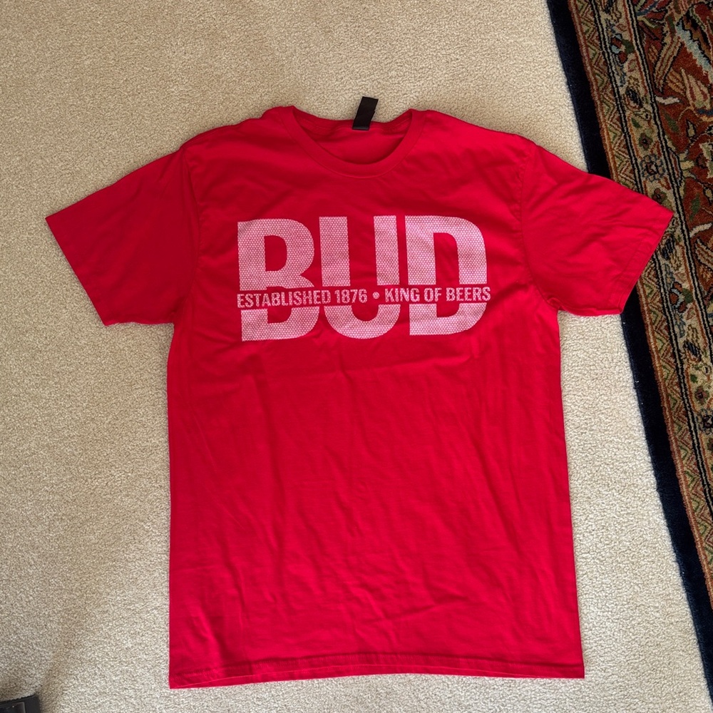 NWOT Budweiser Tshirt